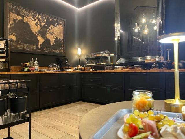 Food & Drinks 5, Hotel Saint Georges, Hainaut