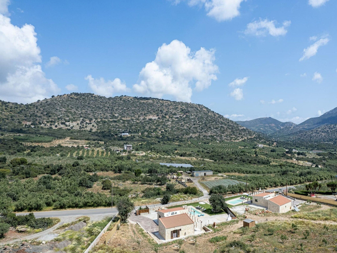 Others 4, Unique Stonebuilt Rural Retreat With Private Pool!, Crete
