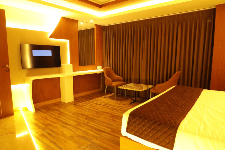 Bedroom 3, Hotel Maaris, Pudukkottai