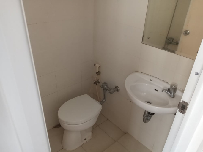 Bathroom, M Room Residence, Tangerang
