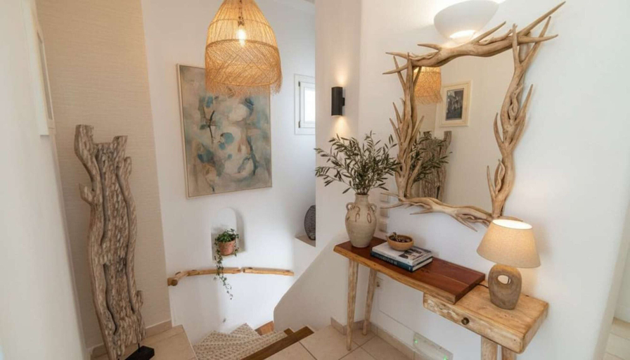 Others 5, Mykonos Villa for 8 With Pool, South Aegean