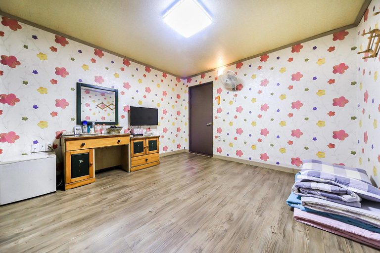 Bedroom 3, Ulsan Jinha Ariana Motel, Ulju