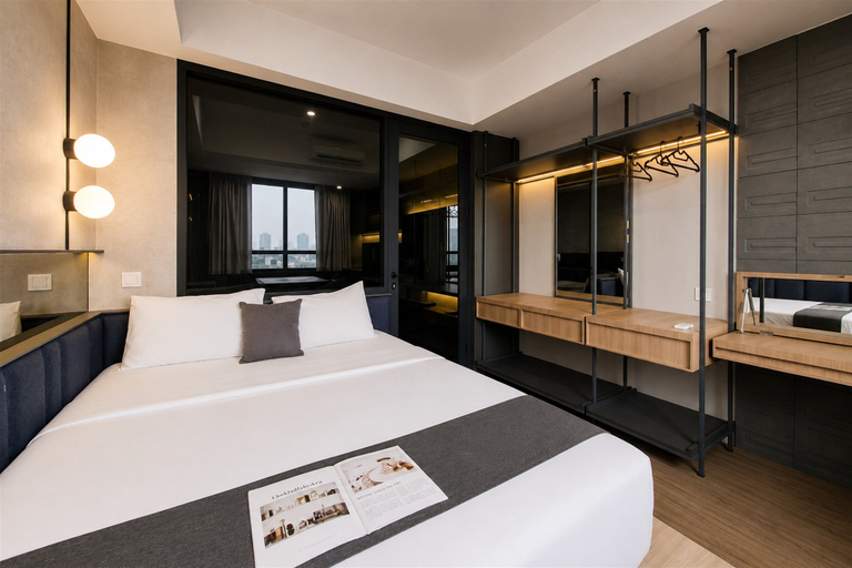 Others 1, Calming Chic 1Br At Apartment Collins Boulevard, Tangerang