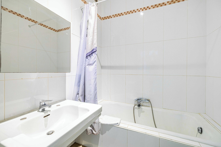Others 5, Charming Apartment a/c 2P by the Seafront - Nice, Alpes-Maritimes