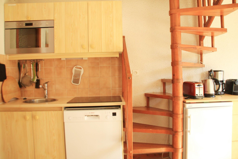 Others 4, Apartment in Petit Chatel Near Cable Car, Haute-Savoie