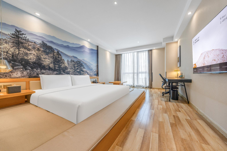 Bedroom 2, Atour Hotel Beijing West Railway Station South Sq, Beijing