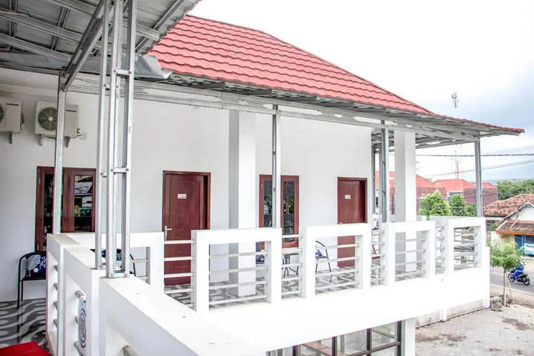 Exterior & Views 4, Samar Wulu Guest House Syariah, Banyuwangi