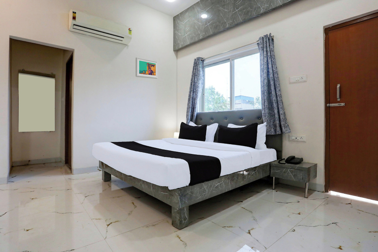 Others 3, Hotel O Grand Embassy, Indore