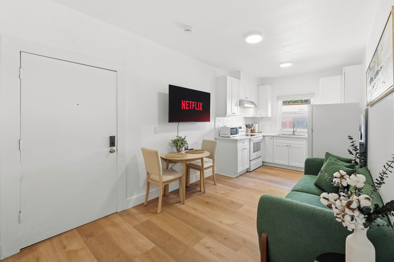 Others 4, @ Marbella Lane - Modern & Cozy Downtown SJ Escape, Santa Clara