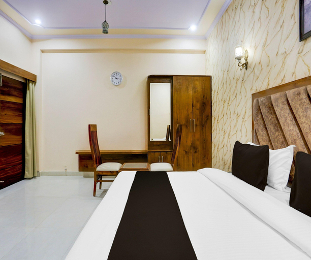 Others 3, Classic Narayan Vilas, Jaipur