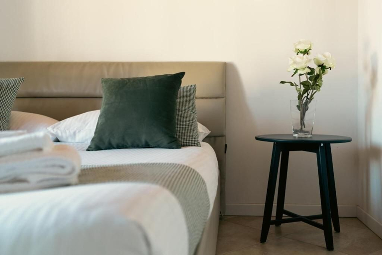 Others 5, Residence Antico Torchio, Lecco