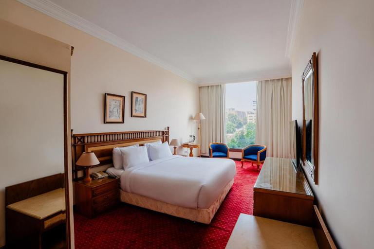 Bedroom 2, Om Kolthoom Hotel, Al-'Ajuzah