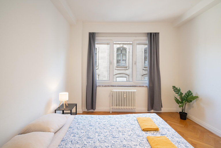 Others 5, Comfortable Family Apartment With 3 Bedrooms, Antwerpen