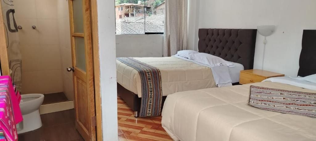 Others 2, Hostal Intiraymi, Urubamba
