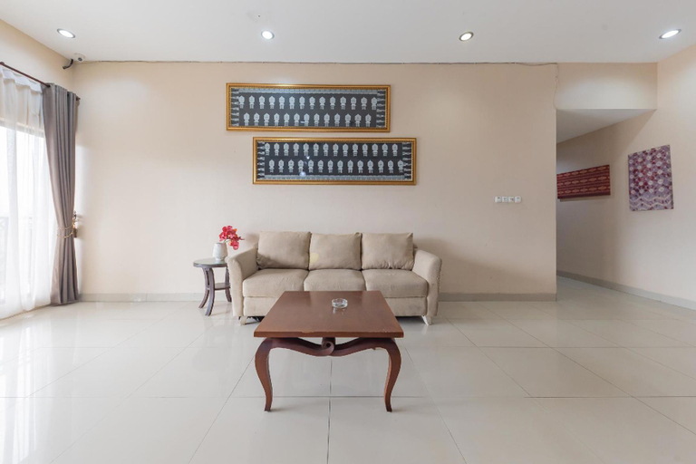 Public Area 3, RedDoorz Premium @ Griya Inkoppabri Cisarua Puncak, Bogor