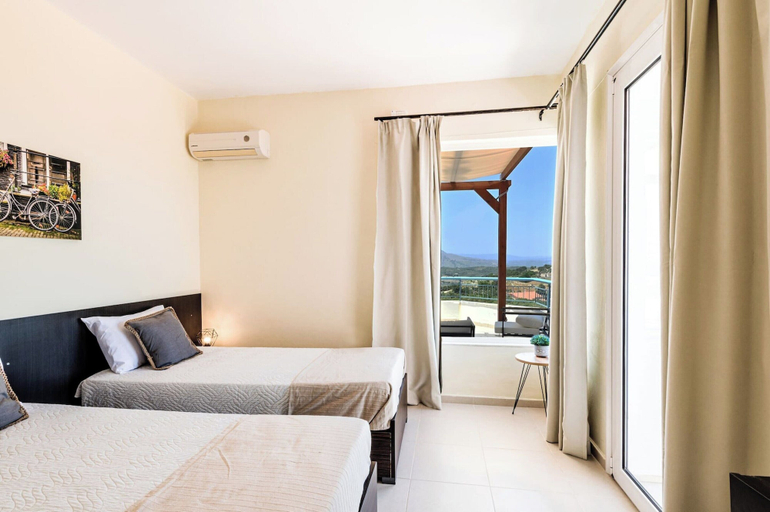 Bedroom 3, Beautiful 5bedroom Villa big Pool, Close to Beach!, Crete