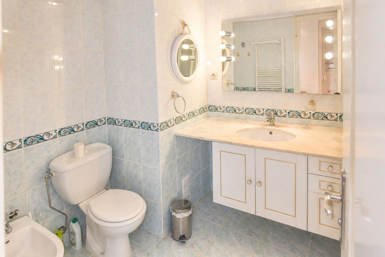 Bathroom 2, Croisette Immo, Alpes-Maritimes
