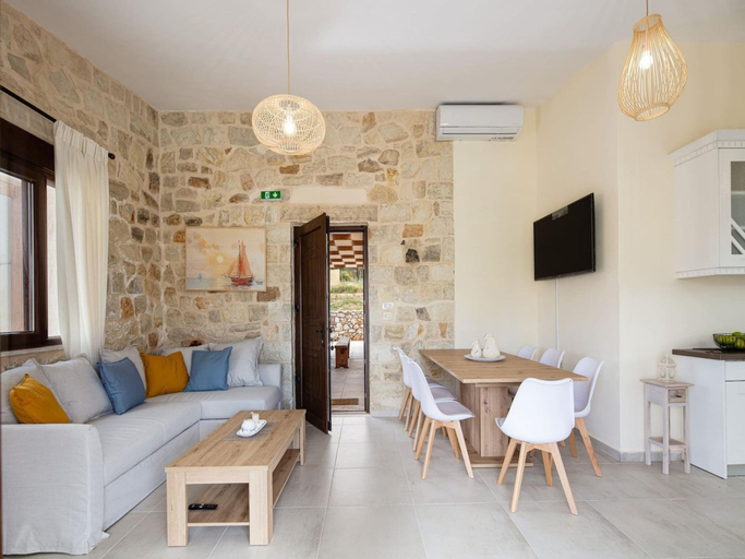 Others 5, Unique Stonebuilt Rural Retreat With Private Pool!, Crete