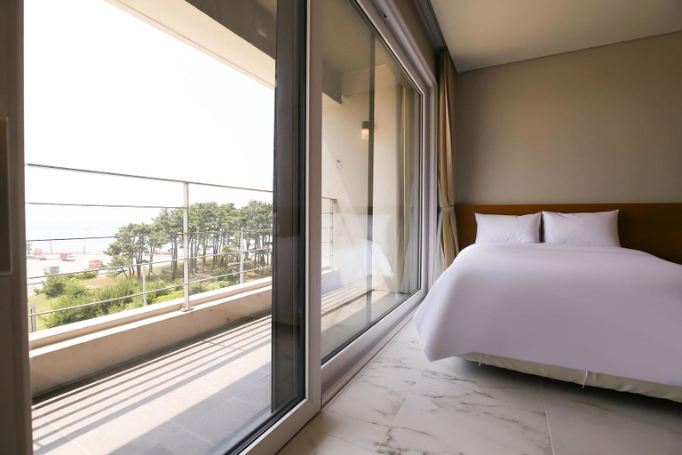 Bedroom 4, Anmyeondo (kkotji) Del Mar, Taean