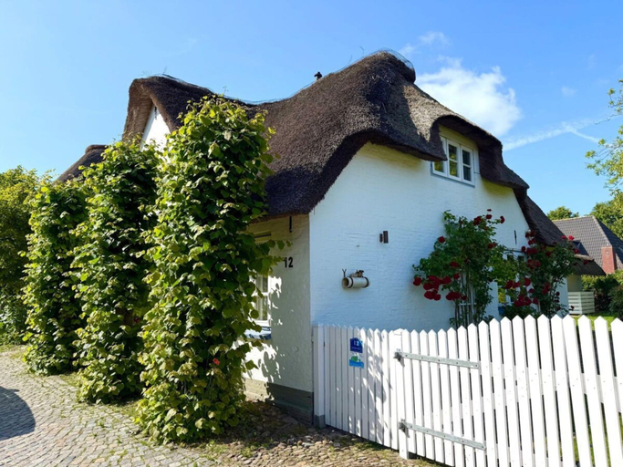 Others 5, Holiday Home in Wyk on Fohr With Terrace, Nordfriesland