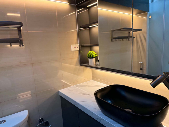 Others 3, Modern 1BR near SM MOA, NaIA, PICC, Ikea, Pasay City