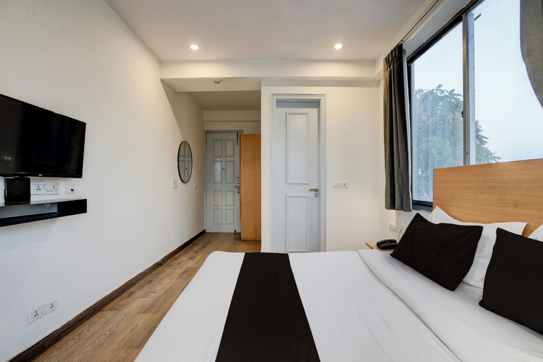Others 5, Townhouse Sector 39 Gurgaon, Gurgaon