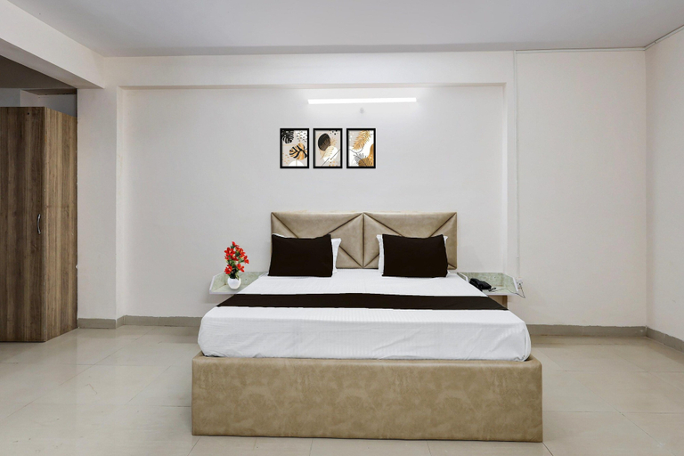 Others 3, Deluxe Hotel pix, Jabalpur