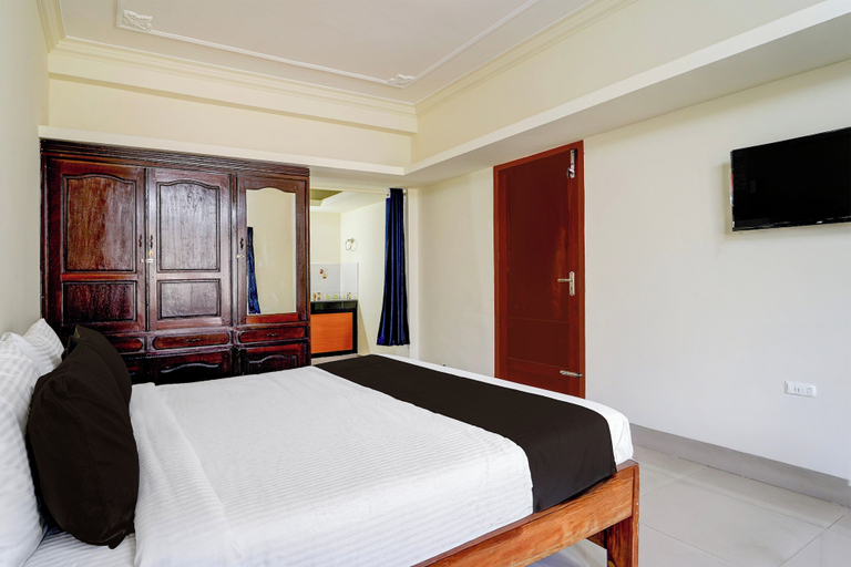 Others 4, Townhouse Kazhakootam, Thiruvananthapuram