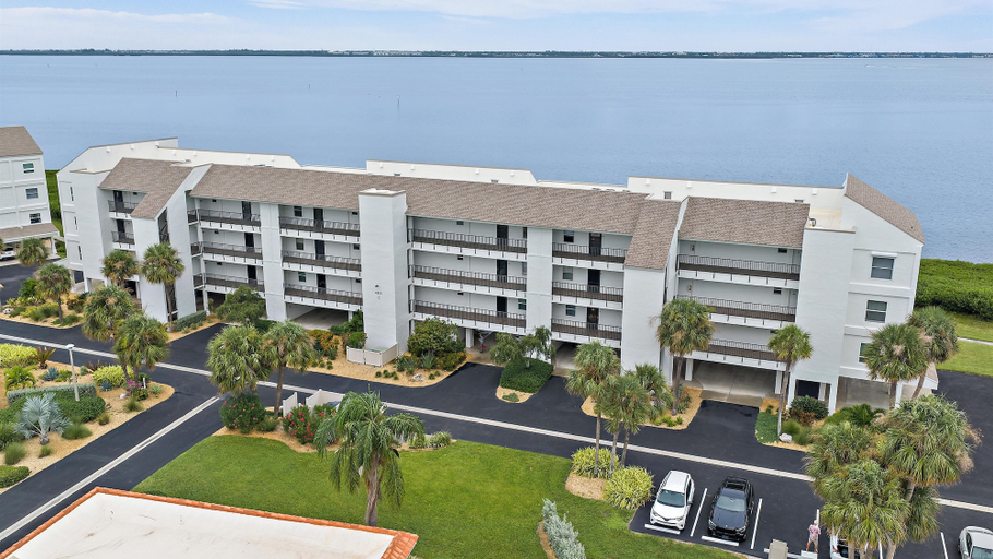 Others 2, Windward Bay Penthouse Escape 2 Bedroom Condo, Manatee