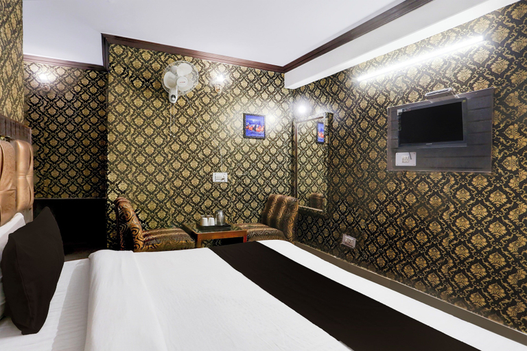Others 4, Super Collection O Mall Road, Shimla