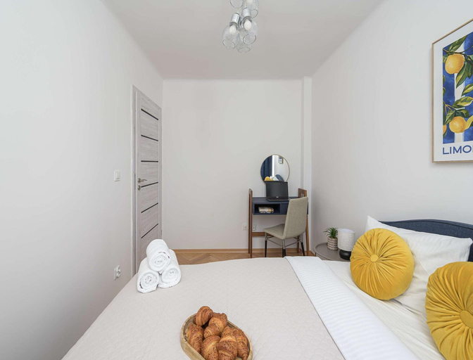Others 3, Cozy Warsaw Flat With Balcony, Warsaw
