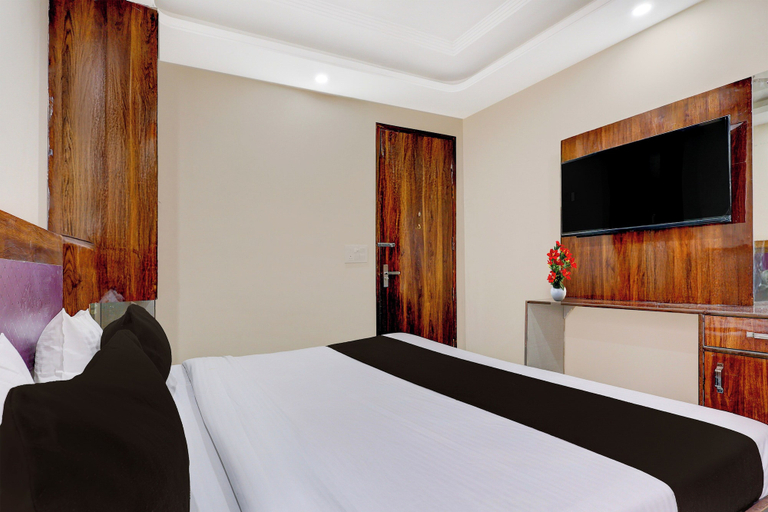 Others 3, Townhouse Phase 3 DLF Cyber City, Gurgaon