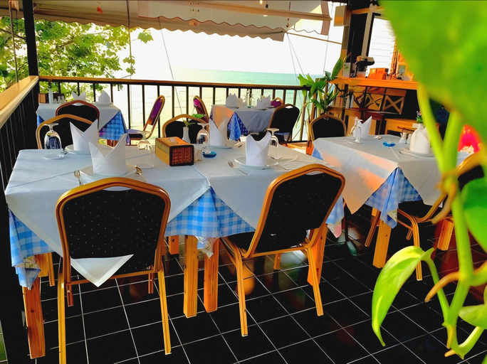 Food & Drinks 5, Pattaya Paradise Beach Resort, Sattahip