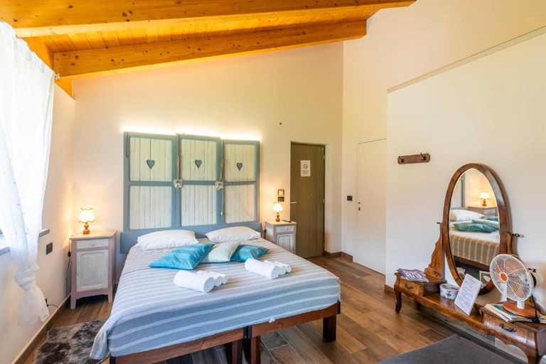Bedroom 5, HOTELLERIE VALLE SACRA, Torino