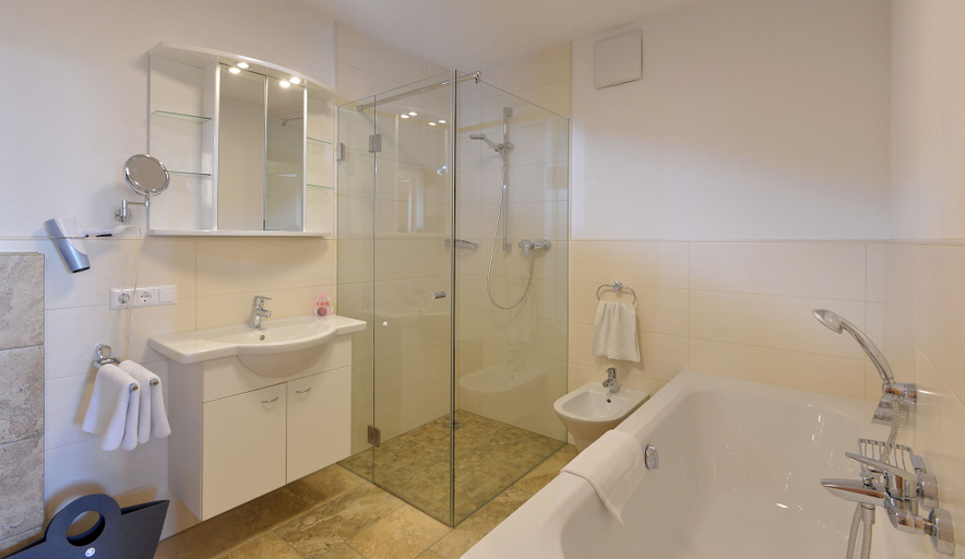 Bathroom 4, Apparthotel Tom Sojer, Kufstein