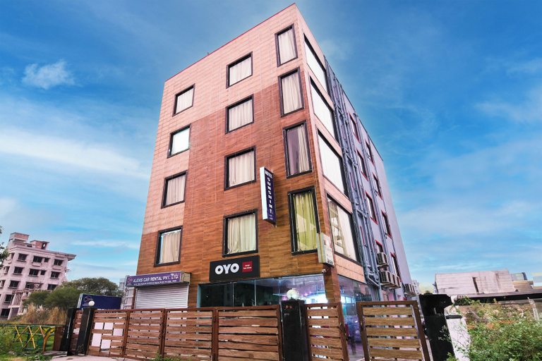 Others 2, Hotel O Sunshine Near Netaji Subhash, North 24 Parganas