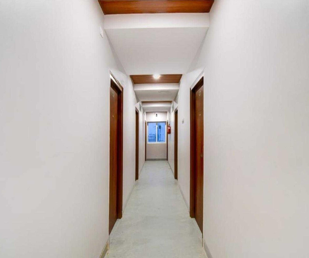 Others 5, Deluxe Krishna Grand, Karimnagar