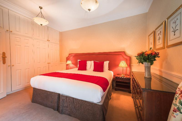 Bedroom 3, Curzon Street by Mansley, London