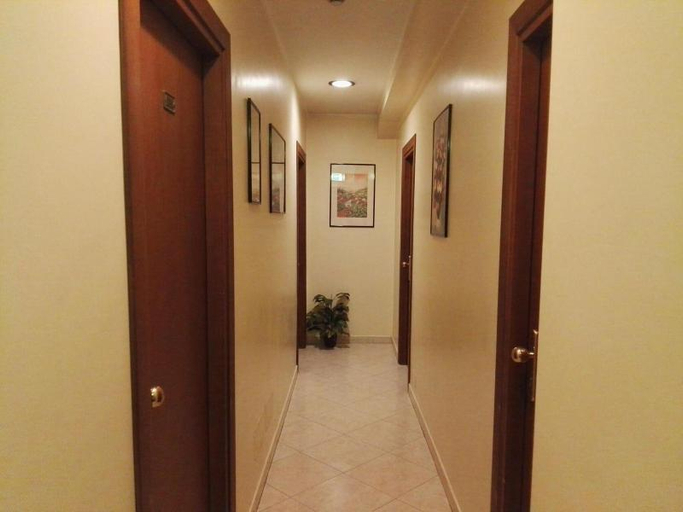 Public Area 3, Hotel Loreto, Milano
