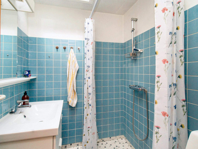 Bathroom 5, 6 Person Holiday Home in Dronningmolle, Gribskov