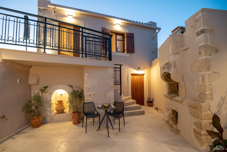 Others 5, Pavlina Villa, a Hidden gem With Heated Pool!, Crete