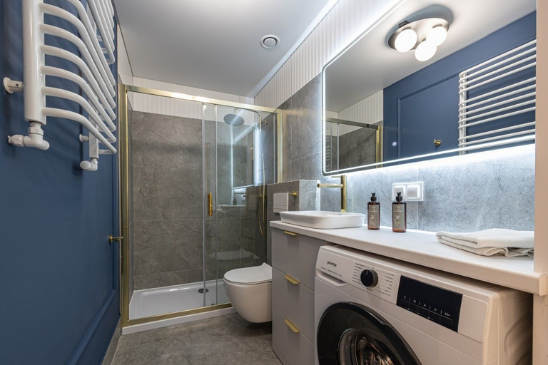 Others 4, Armas 8 Granatowy Akcent Balkon, Bydgoszcz City