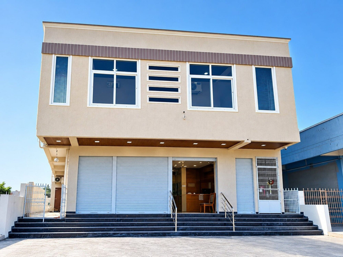 Others 4, Deluxe Mohan Residency, Kurnool