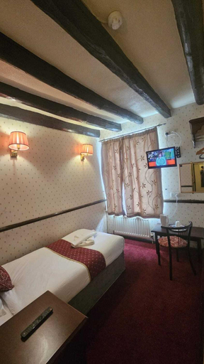 Bedroom 2, The Rose and Crown Hotel, Cambridgeshire