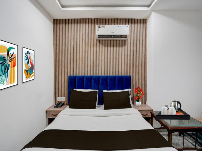 Others 3, Saver Double Hotel Hm Crystal, Sahibzada Ajit Singh Nagar