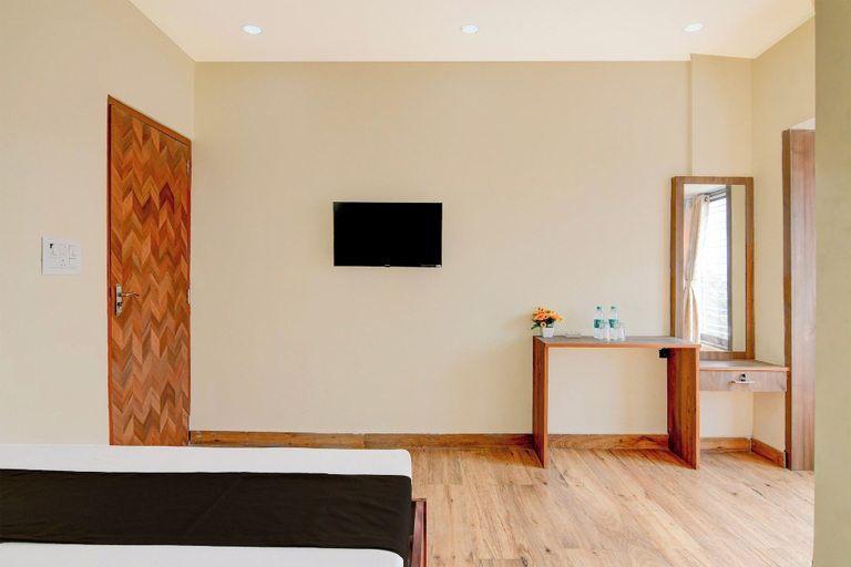 Others 5, Hotel O B&B Guest House, North 24 Parganas