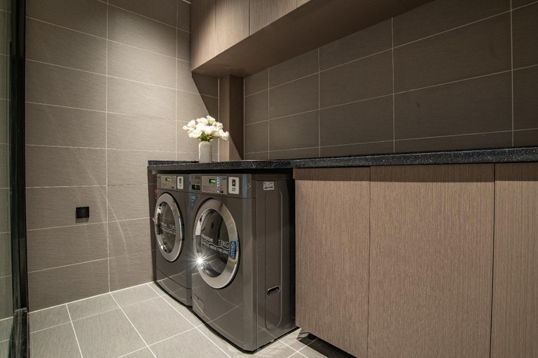 Bathroom 5, HanTing Hotel (Tianjin Jinghai Jingwen Road), Tianjin
