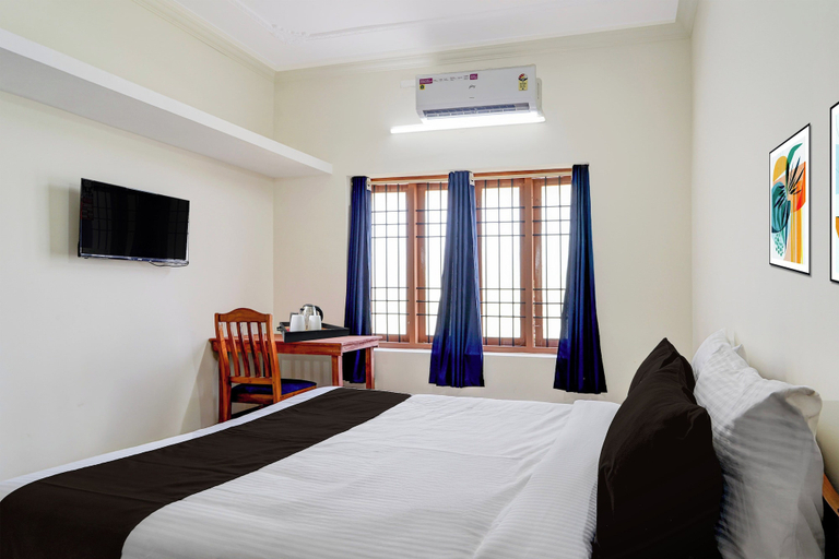 Others 5, Townhouse Kazhakootam, Thiruvananthapuram