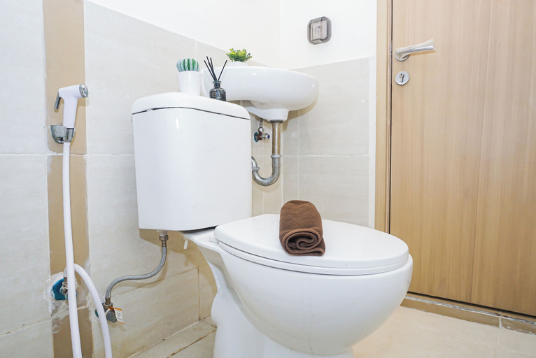 Others 3, Bright And Homey 2Br At Apartment Meikarta District 1, Cikarang