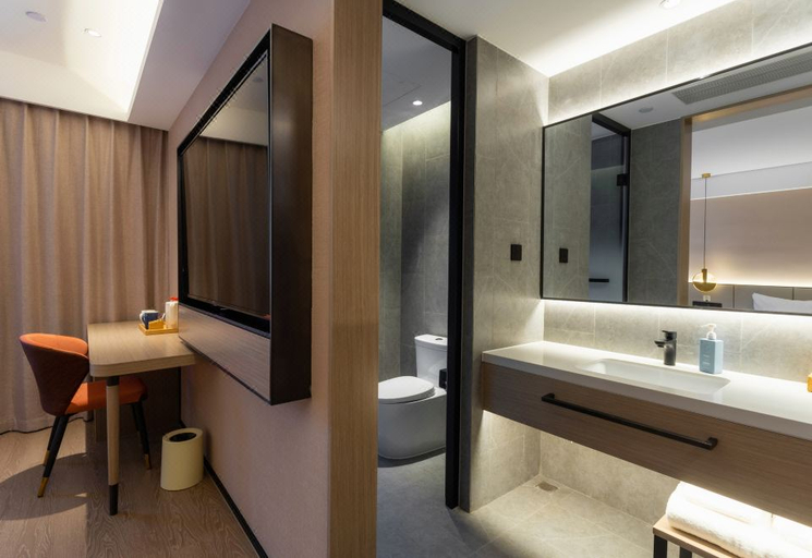Bathroom 3, Starway Hotel Tianshui Central Square, Tianshui
